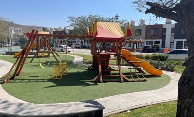 Cabo Metropolitano con casa club casa en renta