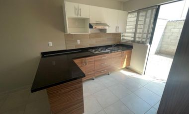 Cabo Metropolitano con casa club casa en renta