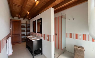 Renta casa con hermosa vista Valle de Bravo