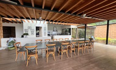 Renta casa con hermosa vista Valle de Bravo