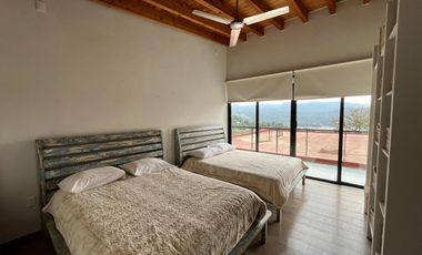 Renta casa con hermosa vista Valle de Bravo