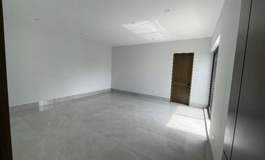 CASA VENTA LADERAS EL URO (LNB)