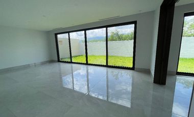 CASA VENTA LADERAS EL URO (LNB)