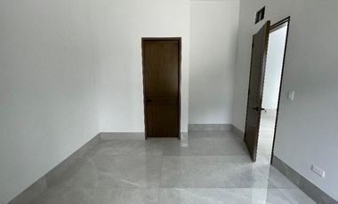 CASA VENTA LADERAS EL URO (LNB)