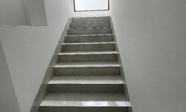 CASA VENTA LADERAS EL URO (LNB)