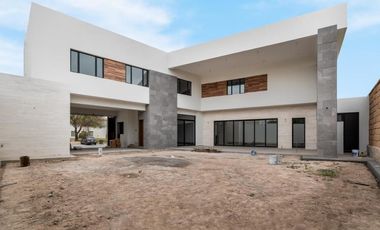 CASA EN VENTA EN RESIDENCIAL LAS VILLAS TORREÓN, COAHUILA