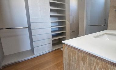 RESIDENCIA EN VENTA EN LA CAVA RESIDENCIAL