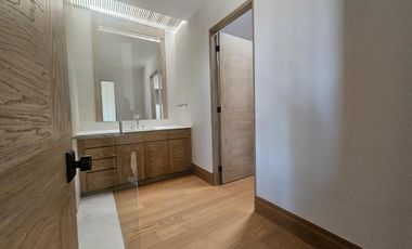 RESIDENCIA EN VENTA EN LA CAVA RESIDENCIAL