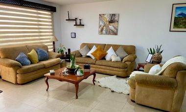 Casa en venta Ricaurte, a 2 min. de la Gasolinera Machangara