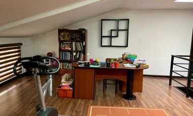 Casa en venta, Machangara. con buhardilla