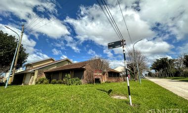 chalet 4 amb con cochera - Los Pinares