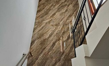 Disewakan Rumah Dukuh Kupang dekat Pakis Kembang Kuning Dukuh Pakis