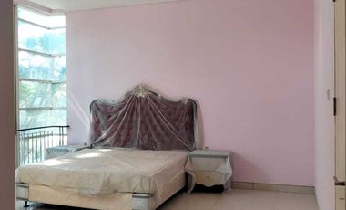 Disewakan Rumah Luas di Pakuwon City Surabaya