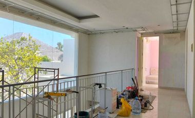 Disewakan Rumah Luas di Pakuwon City Surabaya