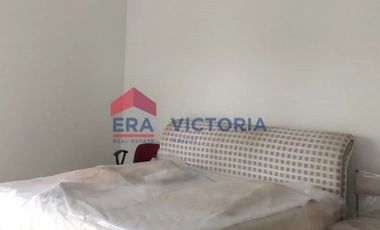 Disewakan Rumahl} ada kolam renang