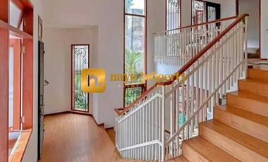 Rumah Mewah Furnished Dalam Cluster di Menteng Bintaro Jaya