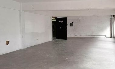 LOCAL COMERCIAL EN RENTA CERCA DEL MERCADO DE JAMAICA