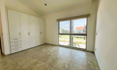 Casa en Renta en Paraíso Country Club Cuernavaca Morelos.