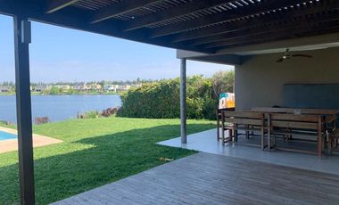 Alquiler temporario enero, Casa Al Lago, 6 ambientes, Pileta, San Agustín, Villanueva, Tigre.