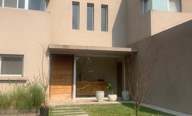 Alquiler temporario enero, Casa Al Lago, 6 ambientes, Pileta, San Agustín, Villanueva, Tigre.