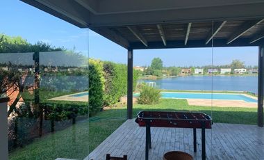 Alquiler temporario enero, Casa Al Lago, 6 ambientes, Pileta, San Agustín, Villanueva, Tigre.