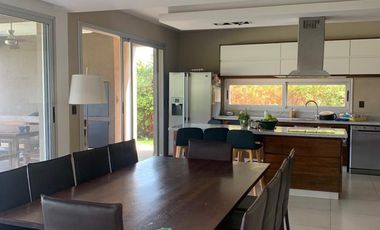 Alquiler temporario enero, Casa Al Lago, 6 ambientes, Pileta, San Agustín, Villanueva, Tigre.