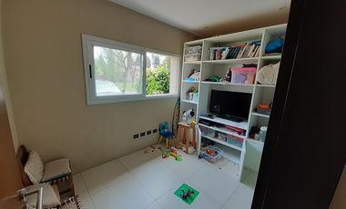 Alquiler temporario enero, Casa Al Lago, 6 ambientes, Pileta, San Agustín, Villanueva, Tigre.