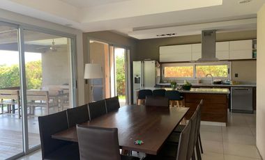 Alquiler temporario enero, Casa Al Lago, 6 ambientes, Pileta, San Agustín, Villanueva, Tigre.