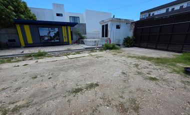 TERRENO EN RENTA DE USO MIXTO. CARMEN  CAMPECHE.