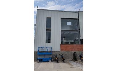 ALQUILA VENDE BODEGA ZONA INDUSTRIAL DE ACOPI YUMBO