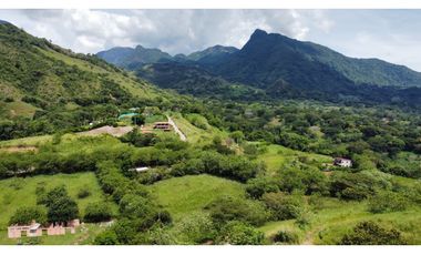 Lote en conjunto cerrado Venecia vía bolombolo suroeste