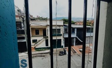 Venta Casa Robledo cerca parque