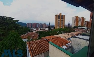Venta Casa Robledo cerca parque