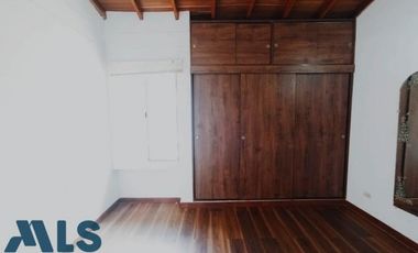 Venta Casa Robledo cerca parque