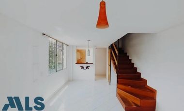 Venta Casa Robledo cerca parque