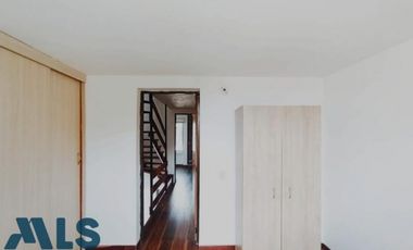 Venta Casa Robledo cerca parque