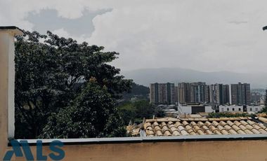 Venta Casa Robledo cerca parque