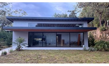 Tu Refugio Campestre en Guarne El Molino – Casa Finca en Venta