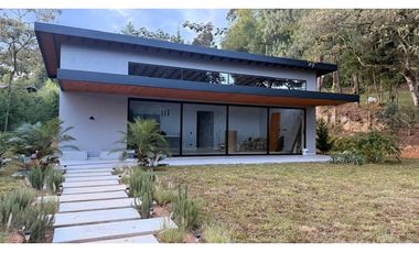 Tu Refugio Campestre en Guarne El Molino – Casa Finca en Venta
