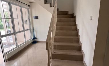 Sewa Rumah Hook Cluster Monaco Sportcity Jababeka