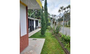 SE VENDE FINCA HOTEL EN QUIMBAYA 3 CUADRAS