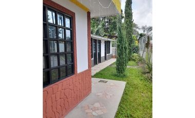 SE VENDE FINCA HOTEL EN QUIMBAYA 3 CUADRAS
