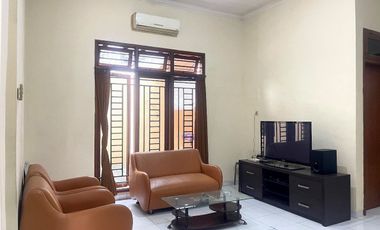 TURUn Harga Rumah strategis Solo Kota Lokasi Premium Akses Lebar Dekat Tol