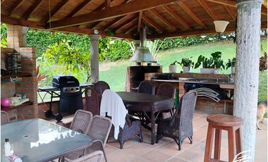 FINCA EN VENTA EN SAN JERONIMO, ANTIOQUIA