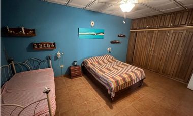 CHEPO / LA HIGUERA / 2396M2 / 4 HAB / BOHIO / BAR / PISCINA / TERRAZA