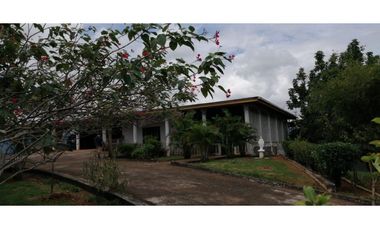 CHEPO / LA HIGUERA / 2396M2 / 4 HAB / BOHIO / BAR / PISCINA / TERRAZA