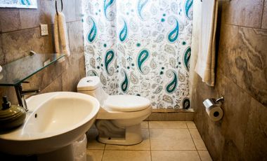 GORGONA / MALIBU LAKES / 750M2 / 6 HABITACION / 2 PARKING / AMOBLADO