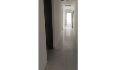 EL DORADO / PLAZA CAMINO DE CRUCES / 165M / 6 OFICINAS / SOBRE VIA