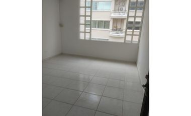 EL DORADO / PLAZA CAMINO DE CRUCES / 165M / 6 OFICINAS / SOBRE VIA