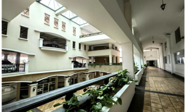 EL DORADO / PLAZA CAMINO DE CRUCES / 165M / 6 OFICINAS / SOBRE VIA